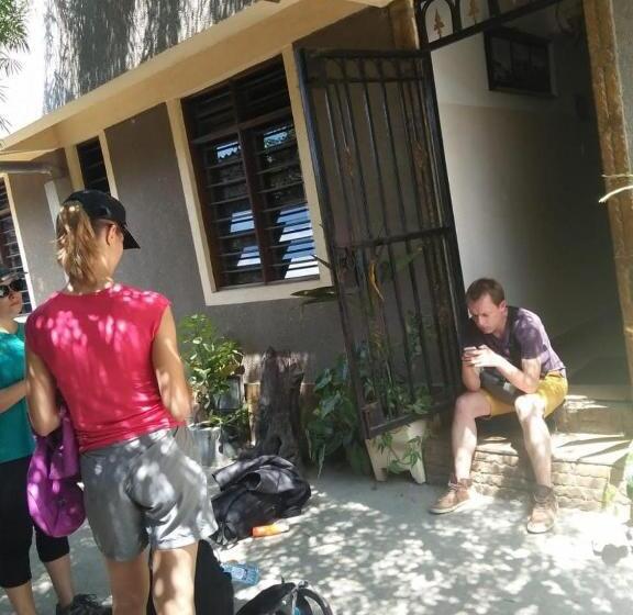 בית מלון כפרי Cingaki