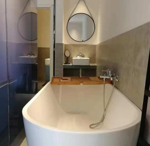 هتل Huizhou Xilin West Lake Boutique