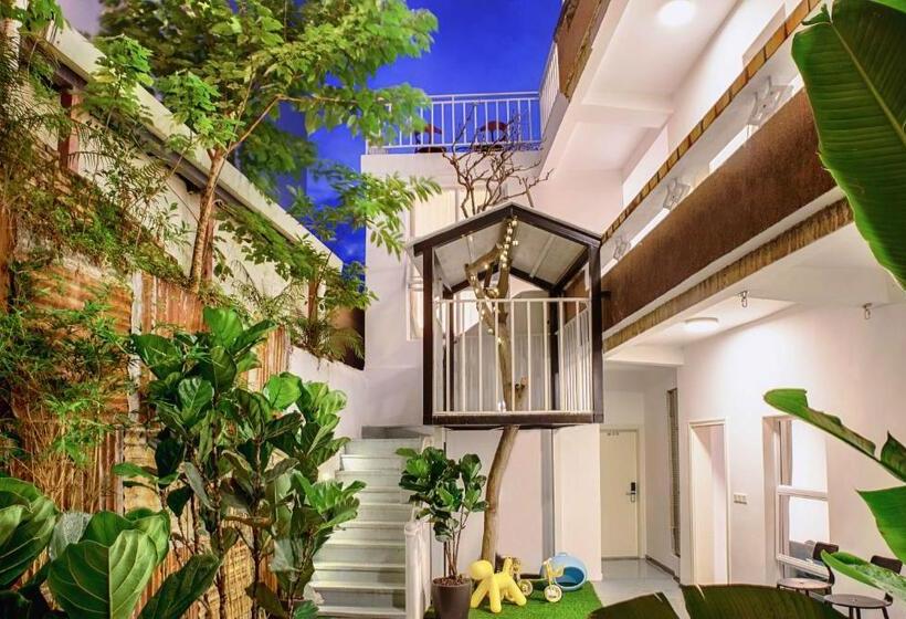 هتل Huizhou Xilin West Lake Boutique