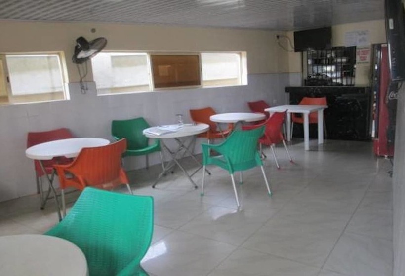 Hotel Ms Marriott Apartments