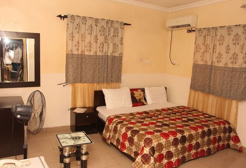 Hotel Ms Marriott Apartments