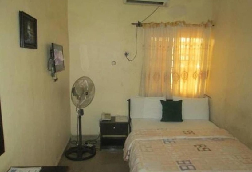 Hotel Ms Marriott Apartments