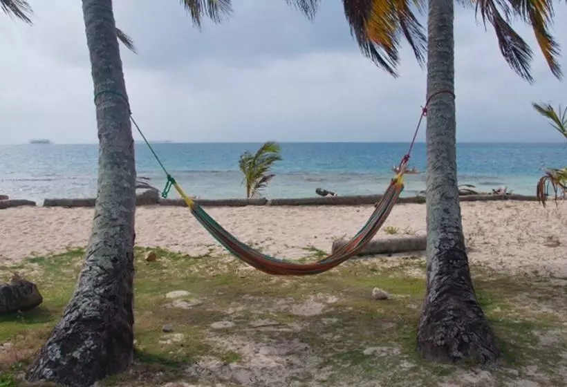 ホテル Cabañas Isla Nubesidub San Blas