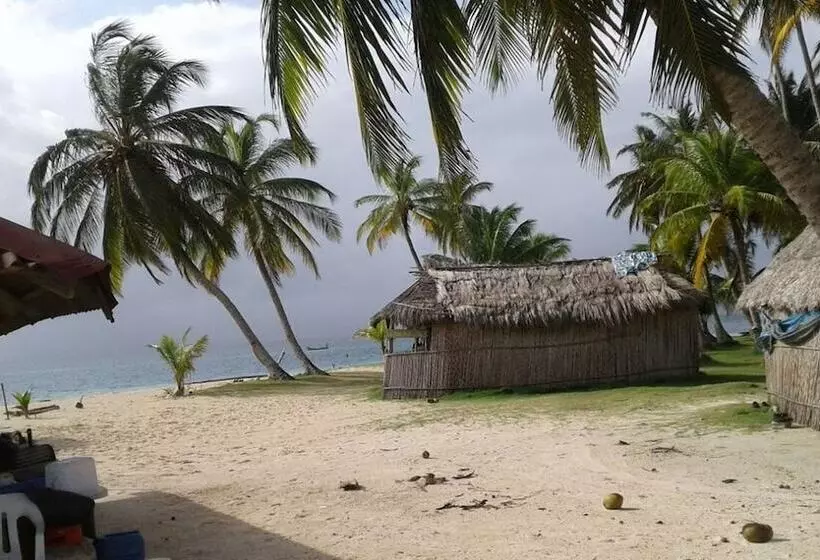 ホテル Cabañas Isla Nubesidub San Blas