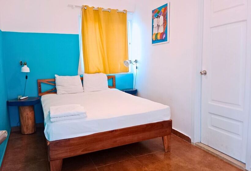 هتل Altea Tropical Inn