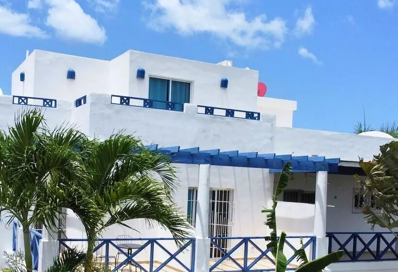 هتل Altea Tropical Inn