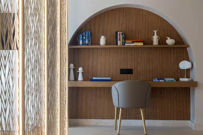 ホテル Castello Boutique Suites By The Sea