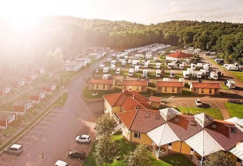 هتل Lisebergsbyns Stugor