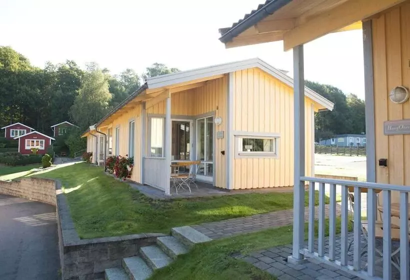 هتل Lisebergsbyns Stugor