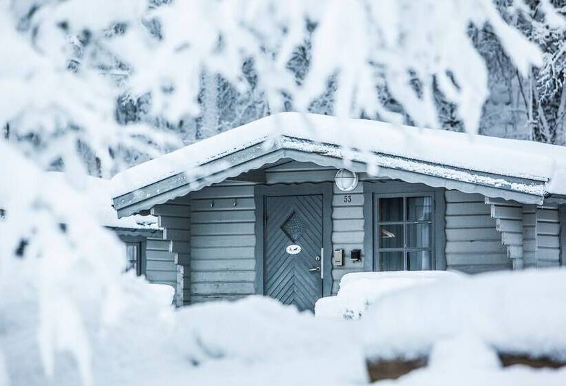 בית מלון כפרי Lisebergsbyns Stugor