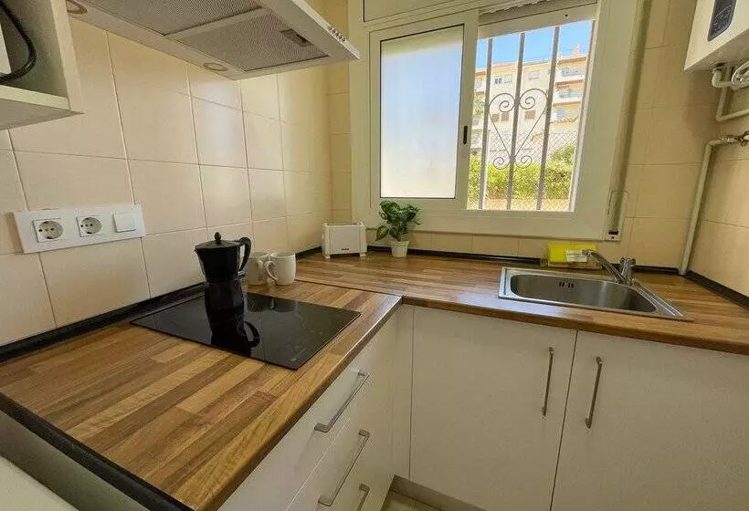 Apartamentos Primera Linea Segur 3000