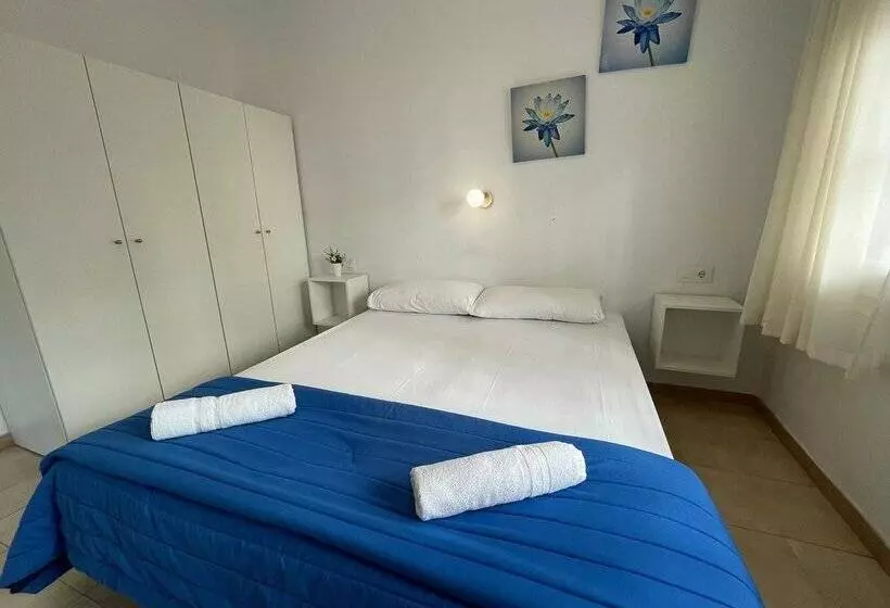 Apartamentos Primera Linea Segur 3000