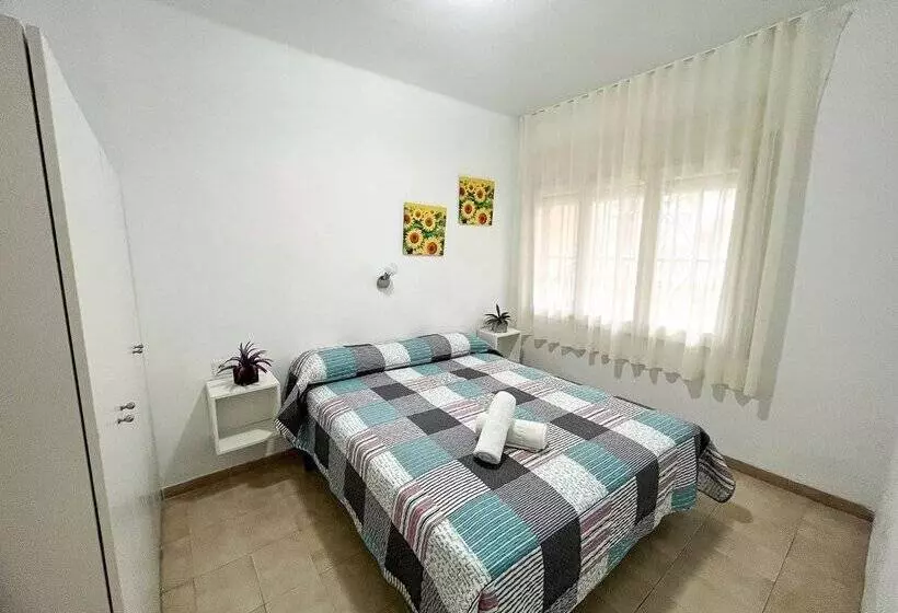 Apartamentos Primera Linea Segur 3000
