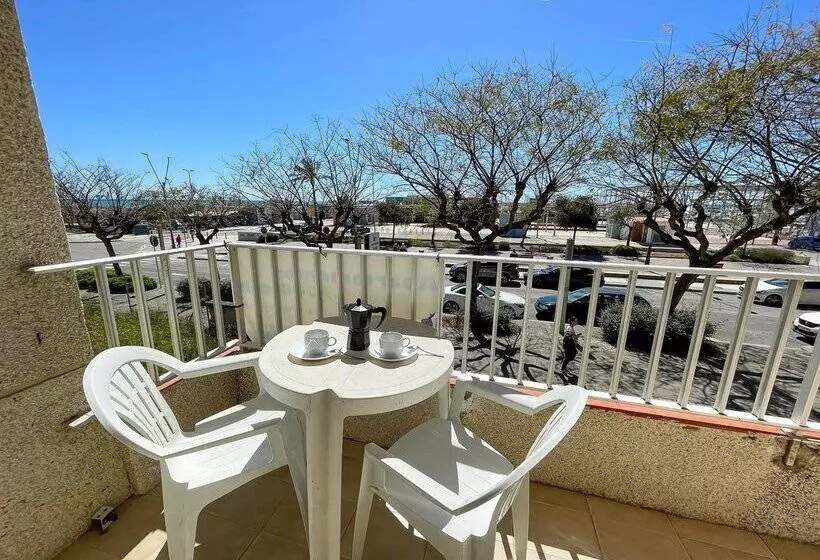 Apartamentos Primera Linea Segur 3000