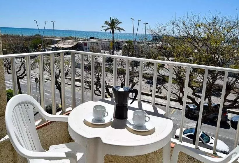 Apartamentos Primera Linea Segur 3000