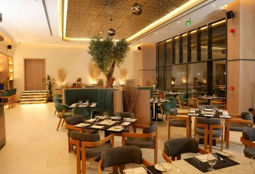 هتل Park Inn by Radisson Muscat