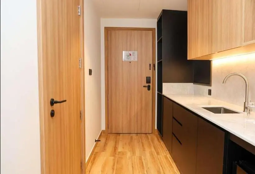 هتل Park Inn by Radisson Muscat