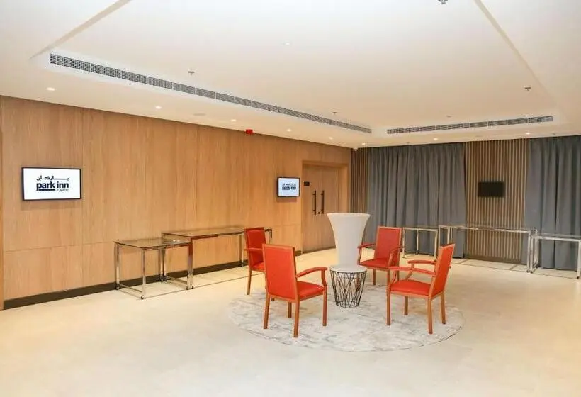 هتل Park Inn by Radisson Muscat