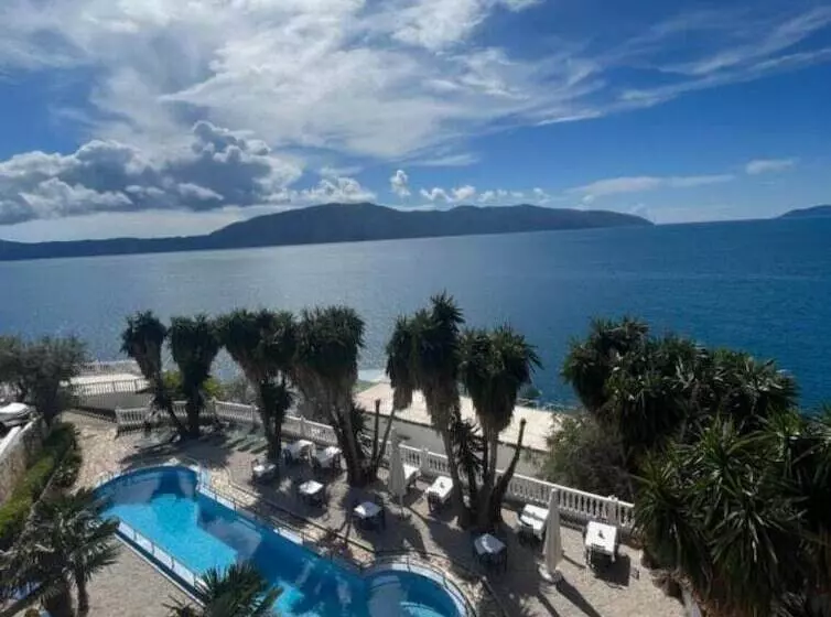 هتل Sanremo Vlore