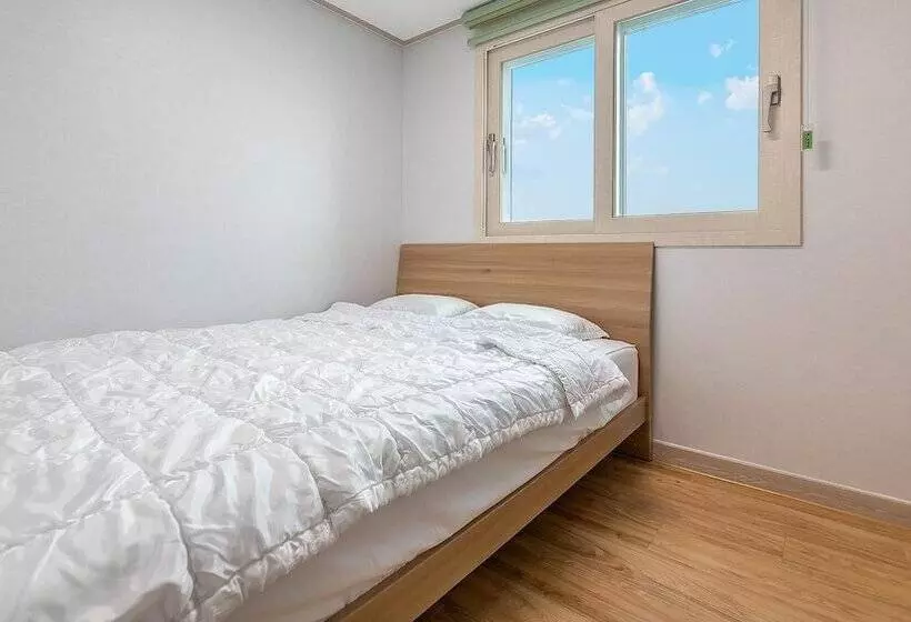 Jeju Jang Sugot Pension