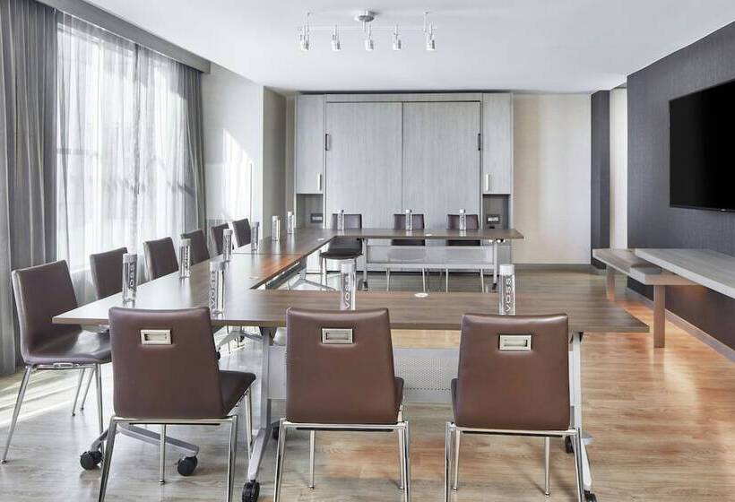 AC Hotel Nashville Downtown