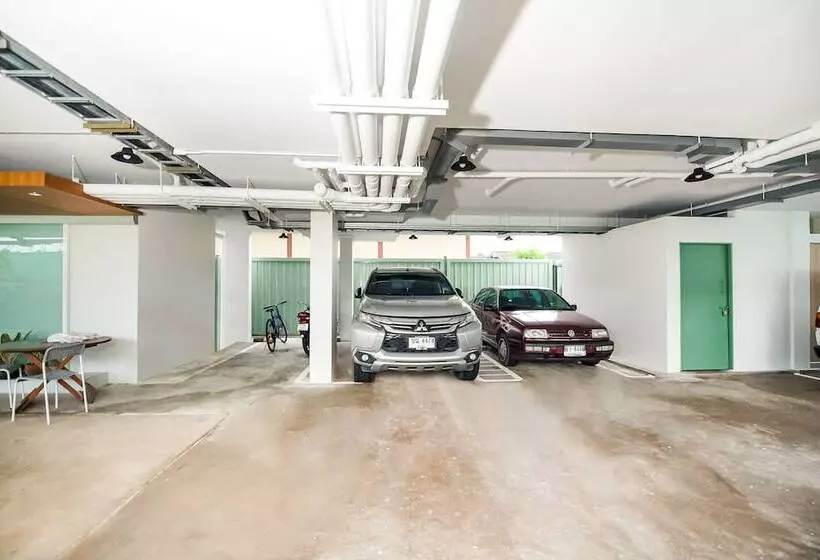 ホテル Behome Phuket