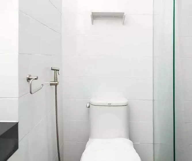 ホテル Behome Phuket