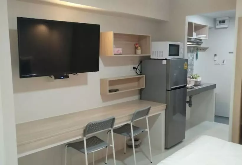 ホテル Behome Phuket