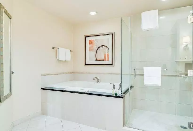 هتل Jet Luxury Elite At The Signature