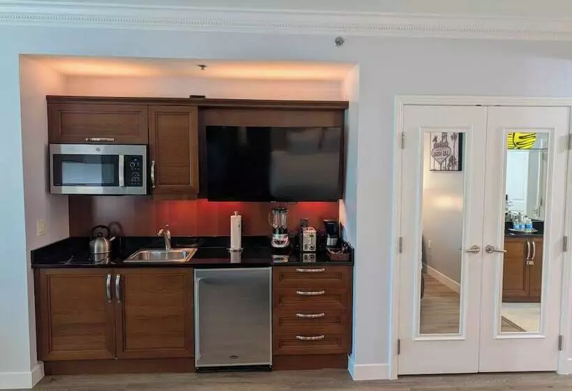 هتل Jet Luxury Elite At The Signature