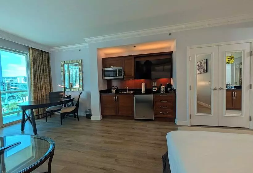 هتل Jet Luxury Elite At The Signature