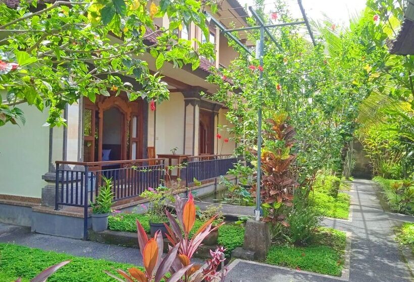 Отель Pondok Ayu Soca