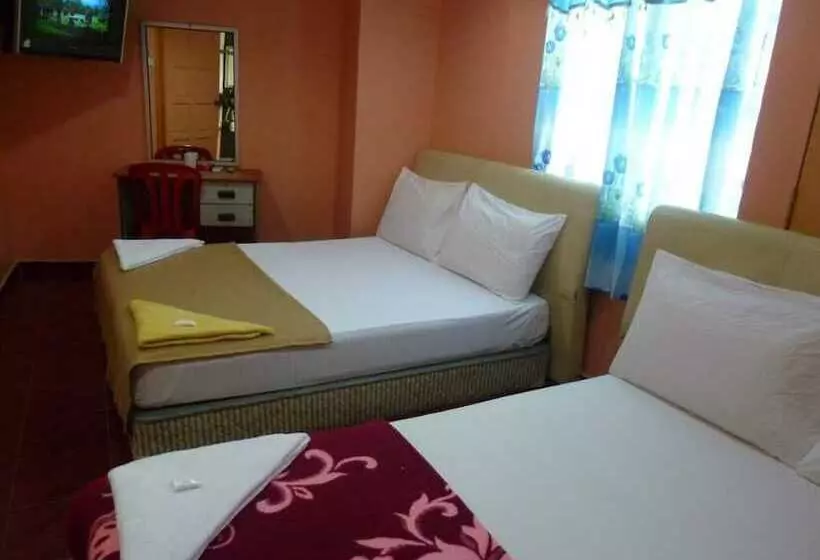 New Wave Hotel Nilai 1