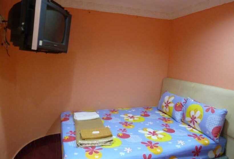 New Wave Hotel Nilai 1