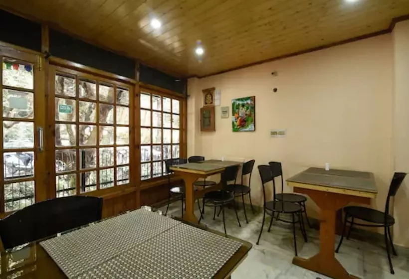Hotelli Goroomgo Himsutra Shimla