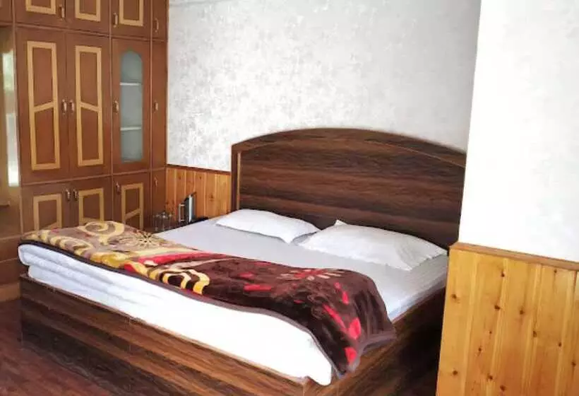 Hotelli Goroomgo Himsutra Shimla