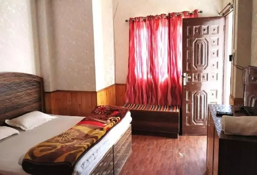 Hotelli Goroomgo Himsutra Shimla
