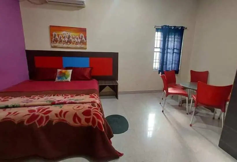 ホテル Goroomgo Aradhya Regency Konark