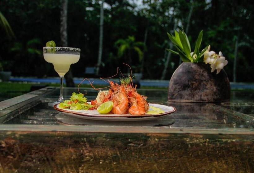 Bed and Breakfast Good Karma Villa