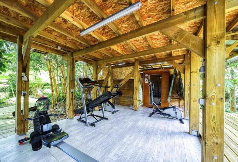 تختخواب و صبحانه Poivre Et Citronnelle