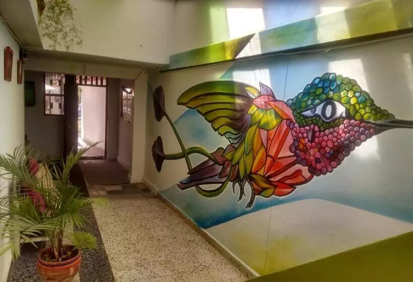 تختخواب و صبحانه Ruta Alterna Backpacker