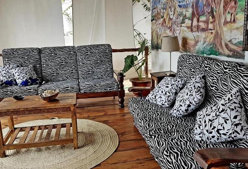 ベッドアンドブレックファースト Villa Kipara Beach