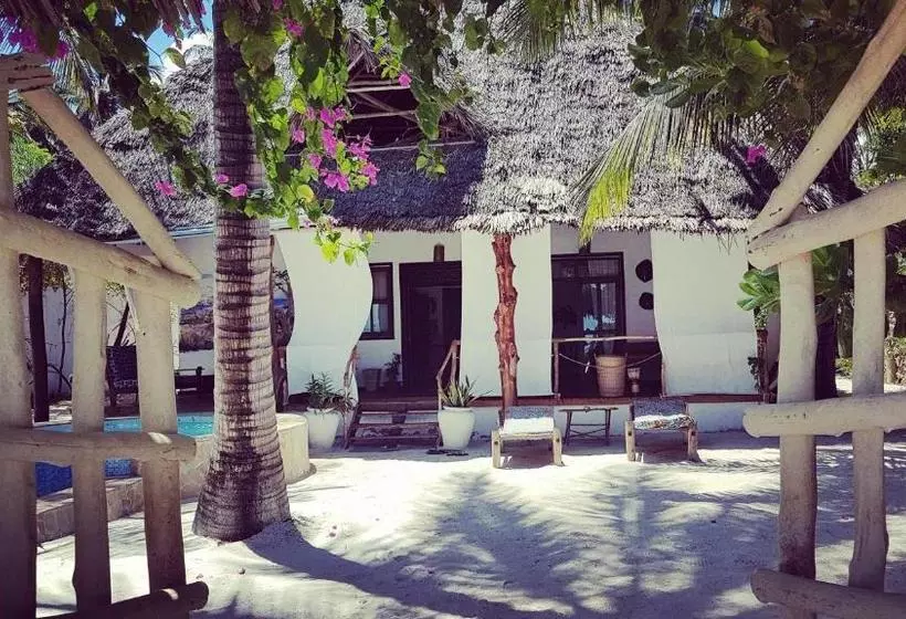تختخواب و صبحانه Villa Kipara Beach
