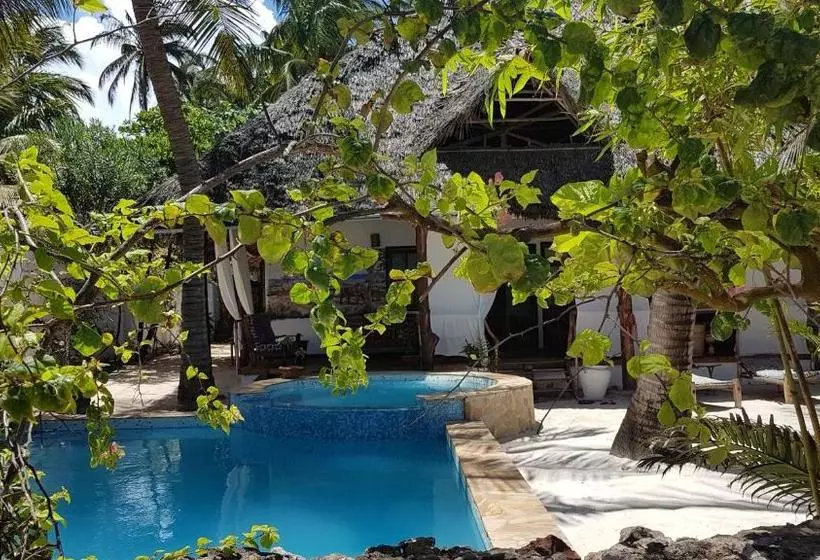 تختخواب و صبحانه Villa Kipara Beach