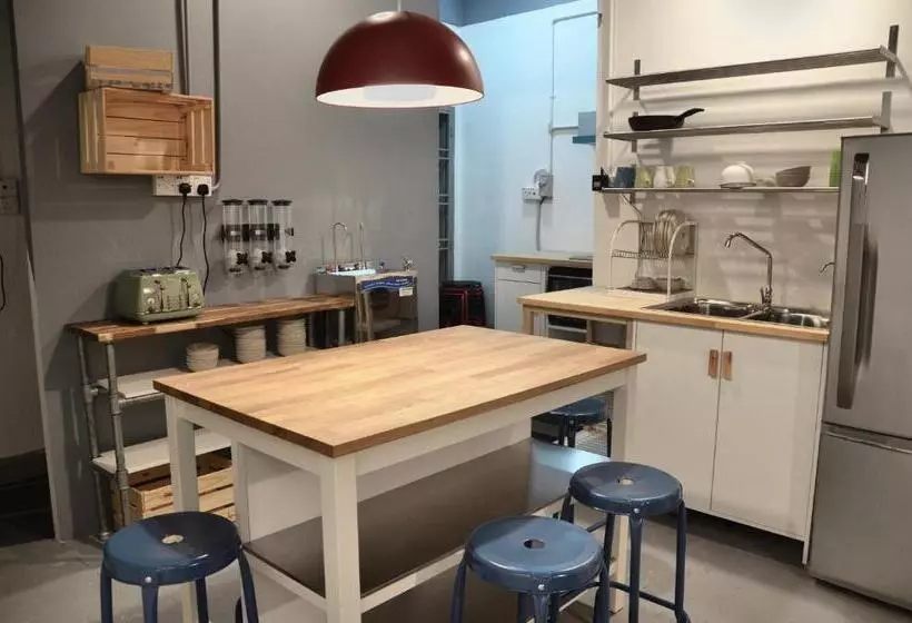 Faloe Hostel