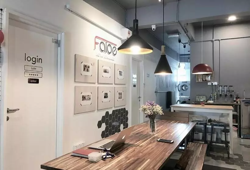 Faloe Hostel