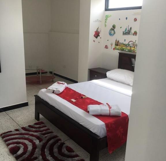 هتل Cartago Plaza