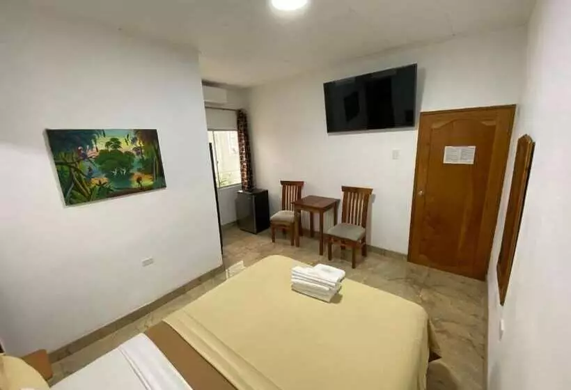 Otel Fitzcarrald