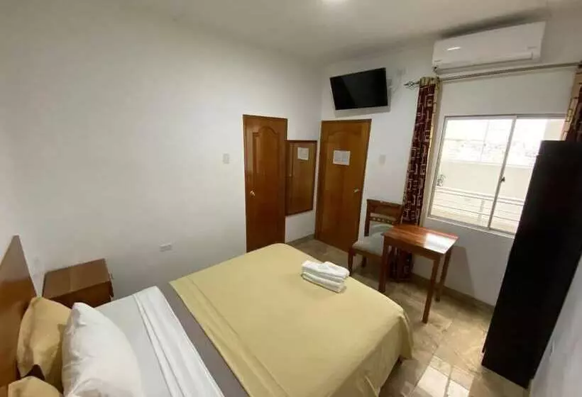 Otel Fitzcarrald