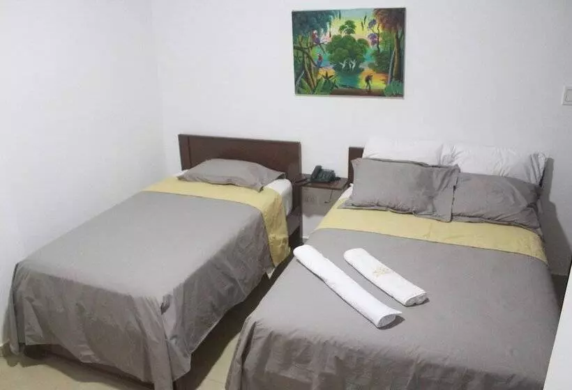 Otel Fitzcarrald